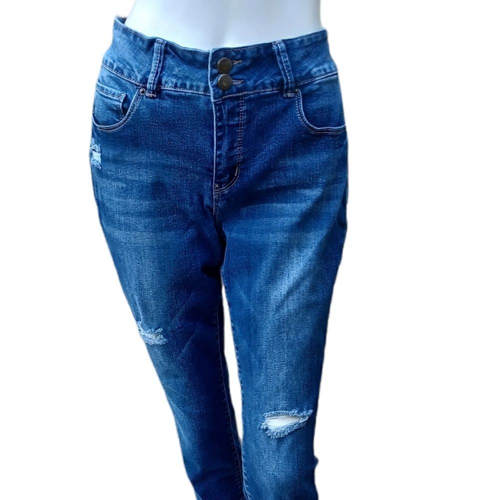 620130.....Royalty for me Ankle Crop Jeans Size 8, W28" 25"Inseam 9"Rise